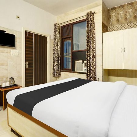 Hotel O Jammu Near Ragunath Bazaar Formerly Goodwill Exterior foto