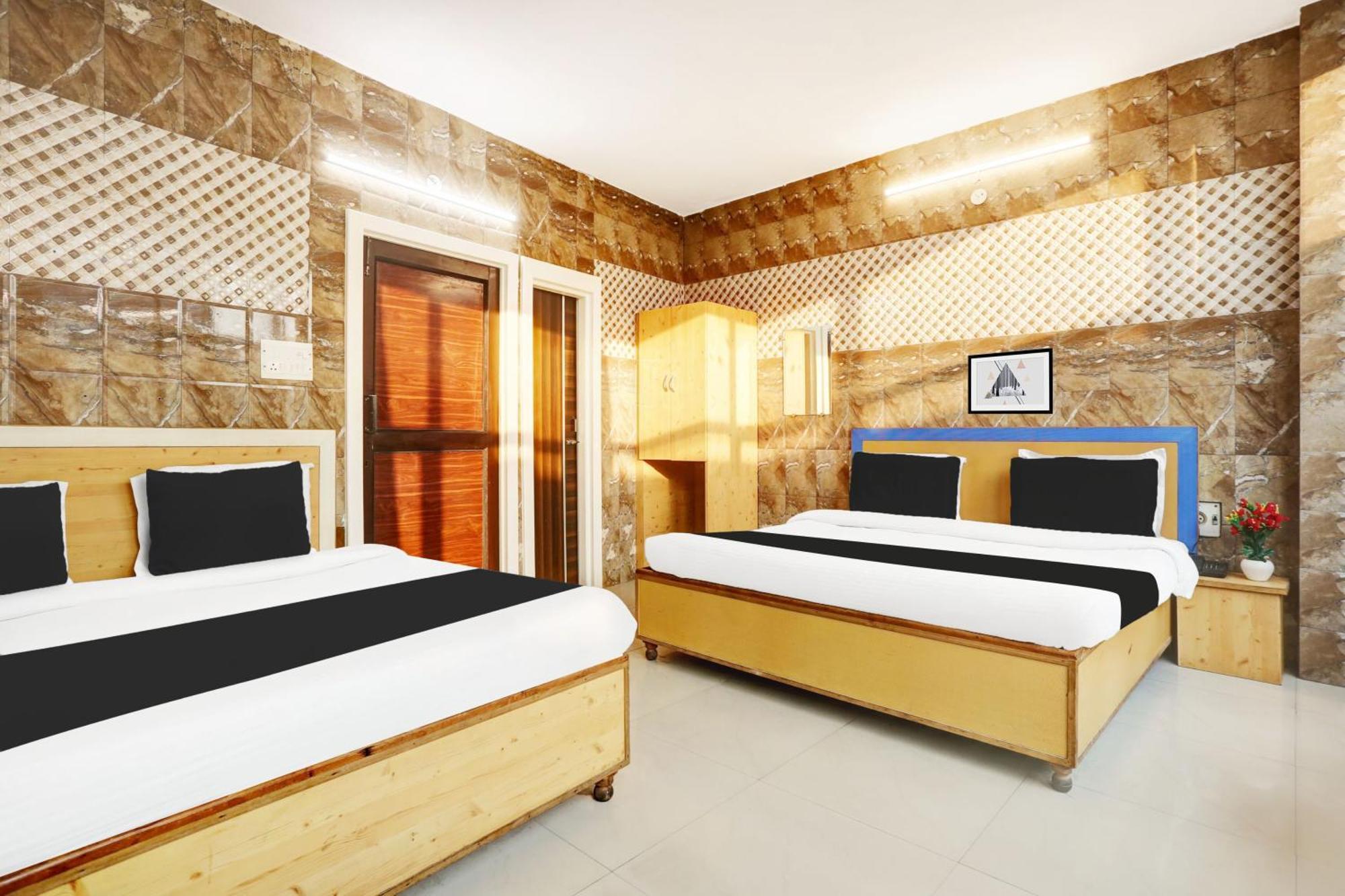 Hotel O Jammu Near Ragunath Bazaar Formerly Goodwill Exterior foto